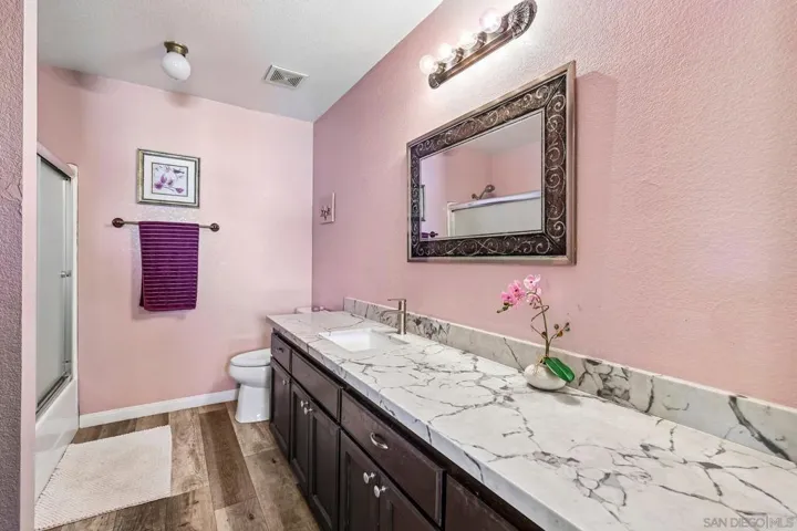 955 Buckeye Ct, El Cajon, California 92021