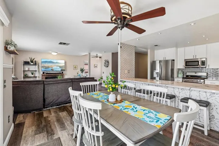 955 Buckeye Ct, El Cajon, California 92021