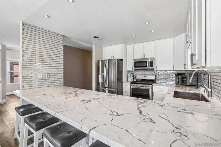 955 Buckeye Ct, El Cajon, California 92021