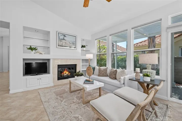 21191 Mazatlan, Mission Viejo, California 92692