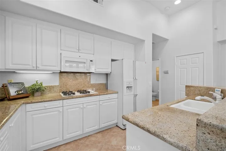 21191 Mazatlan, Mission Viejo, California 92692