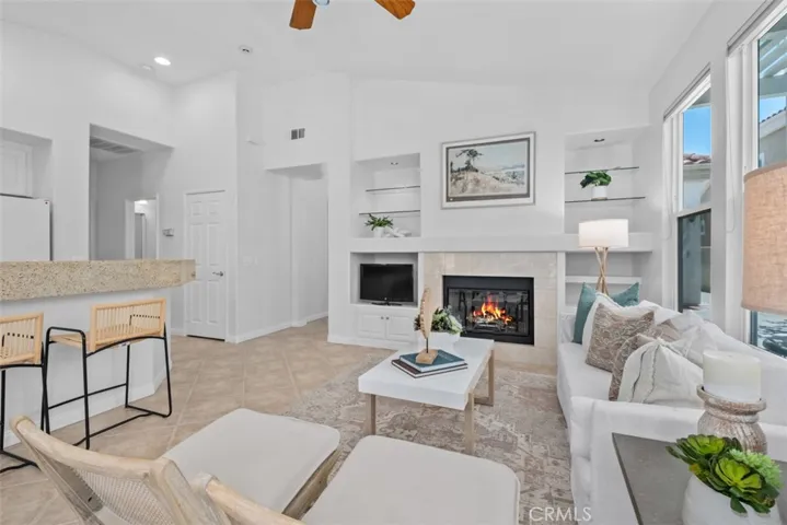 21191 Mazatlan, Mission Viejo, California 92692