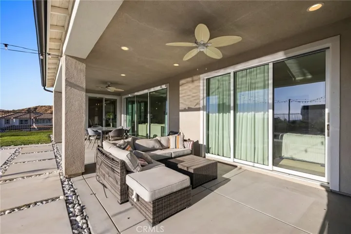 25015 Shady Birch Court, Santa Clarita, California 91387