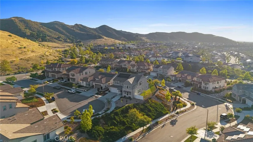 25015 Shady Birch Court, Santa Clarita, California 91387
