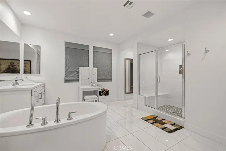 25015 Shady Birch Court, Santa Clarita, California 91387