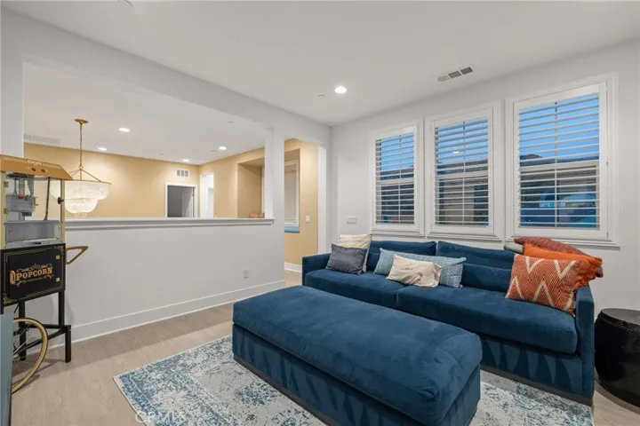 25015 Shady Birch Court, Santa Clarita, California 91387