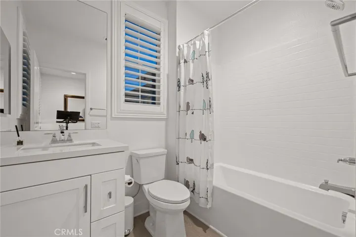 25015 Shady Birch Court, Santa Clarita, California 91387