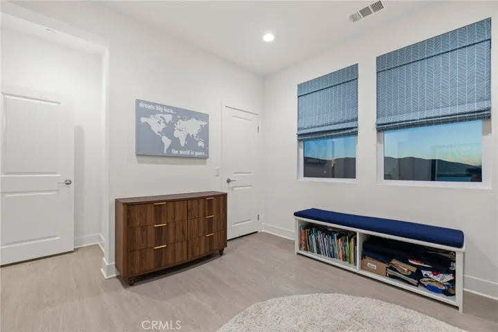 25015 Shady Birch Court, Santa Clarita, California 91387