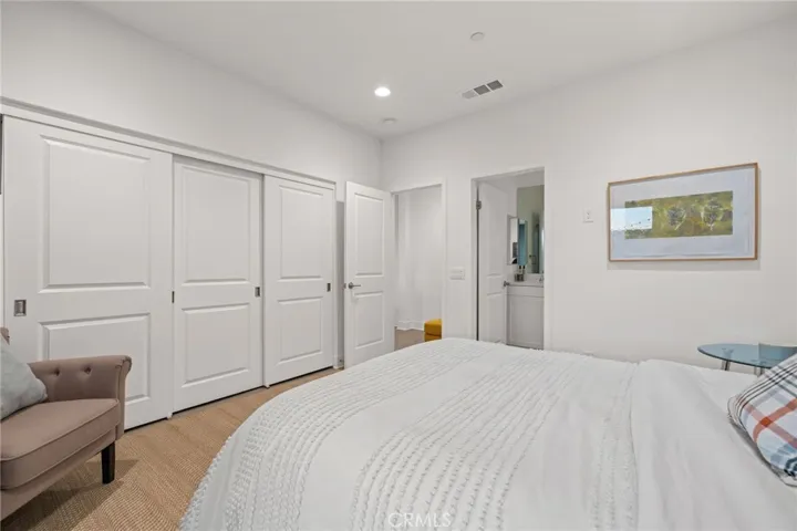 25015 Shady Birch Court, Santa Clarita, California 91387