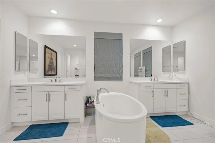 25015 Shady Birch Court, Santa Clarita, California 91387