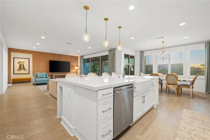 25015 Shady Birch Court, Santa Clarita, California 91387