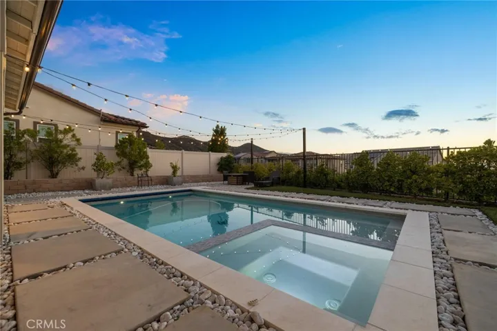 25015 Shady Birch Court, Santa Clarita, California 91387