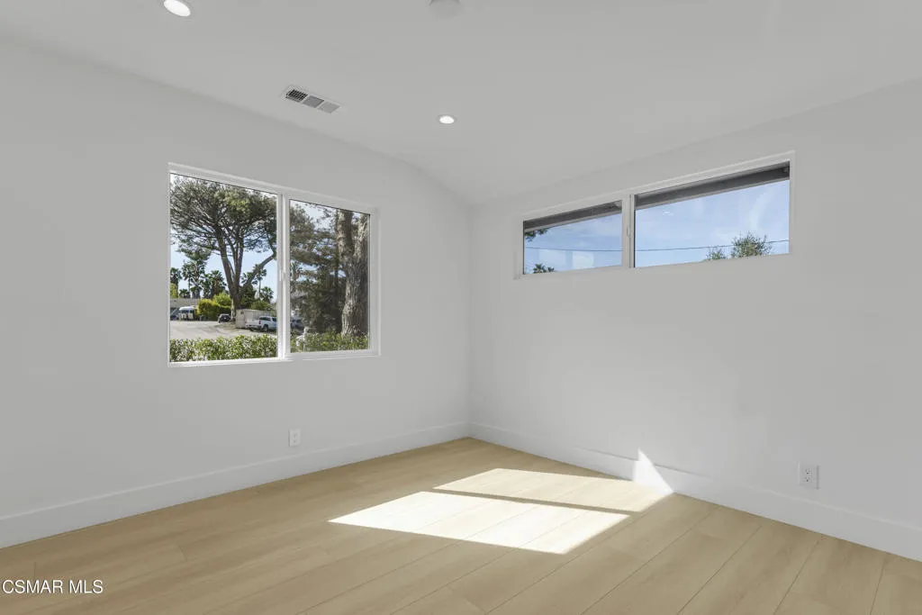 2651 Sirius St, Thousand Oaks -HsHprod-