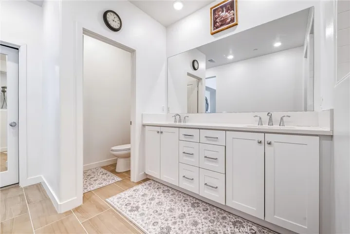 26767 Laurel Mountain Loop, Valencia, California 91381