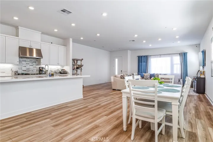 26767 Laurel Mountain Loop, Valencia, California 91381