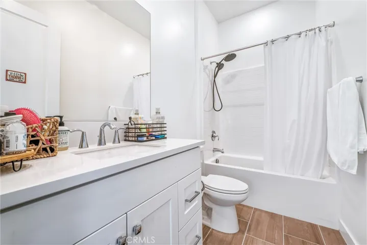 26767 Laurel Mountain Loop, Valencia, California 91381