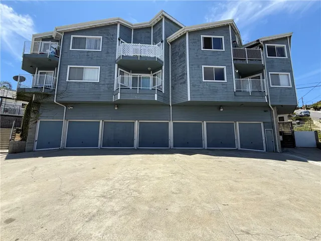 2211 S Gaffey 2, San Pedro, California 90731