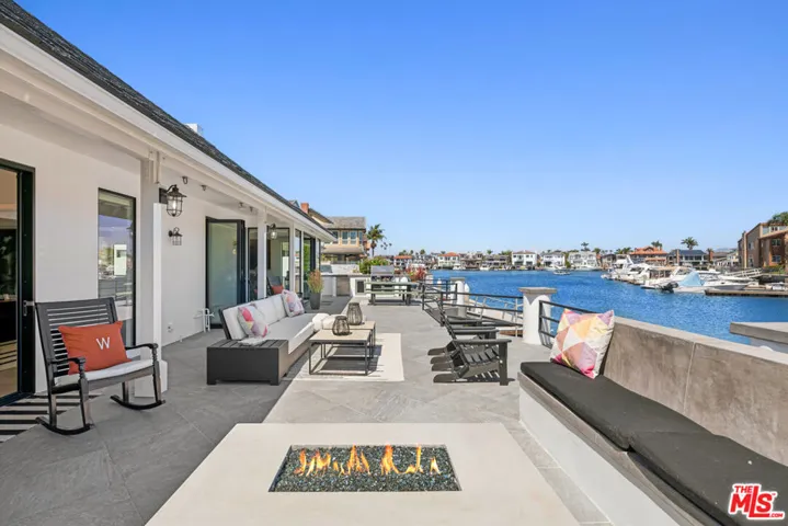 17041 Marina Bay Drive, Huntington Beach, California 92649