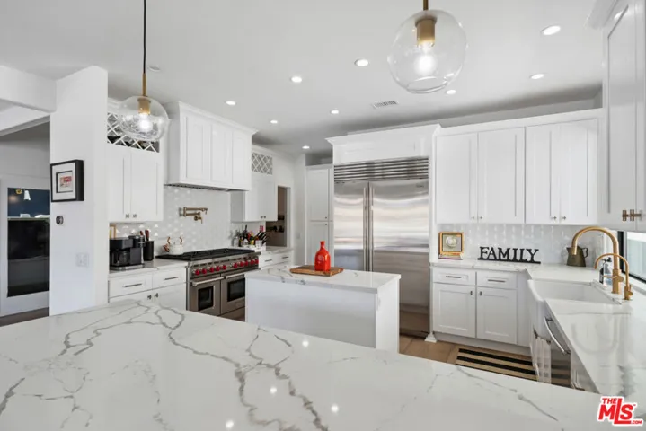 17041 Marina Bay Drive, Huntington Beach, California 92649