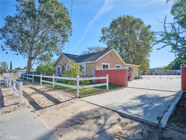 2904 2nd St, Norco, California 92860