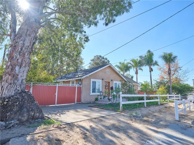 2904 2nd St, Norco, California 92860
