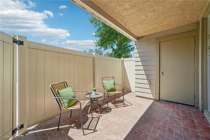 69 Town And Country Road, Phillips Ranch, California 91766