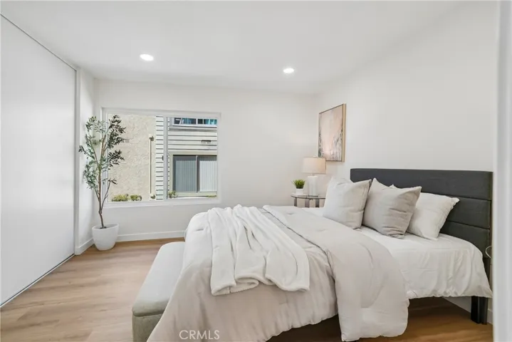 69 Town And Country Road, Phillips Ranch, California 91766
