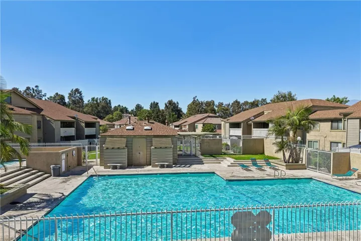 69 Town And Country Road, Phillips Ranch, California 91766