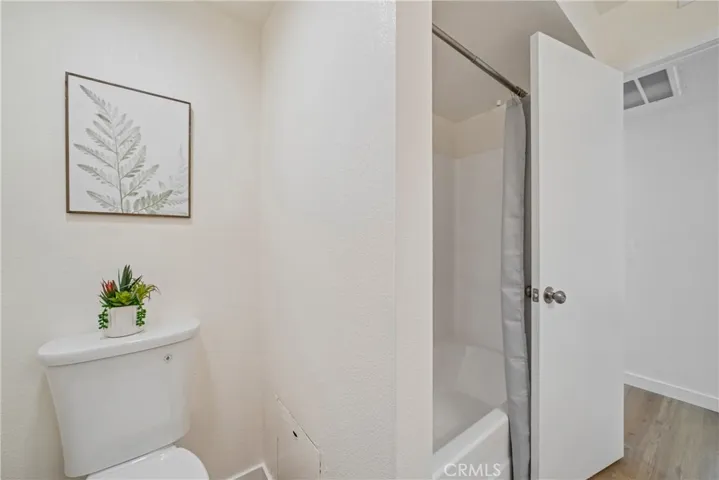 69 Town And Country Road, Phillips Ranch, California 91766