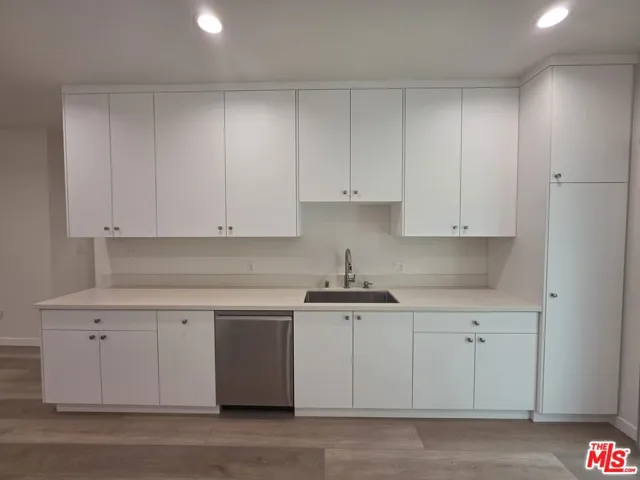 6746 Ben Avenue, North Hollywood, California 91606
