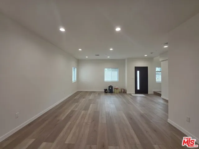 6746 Ben Avenue, North Hollywood, California 91606