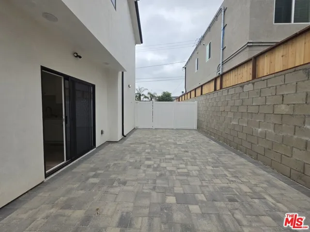 6746 Ben Avenue, North Hollywood, California 91606