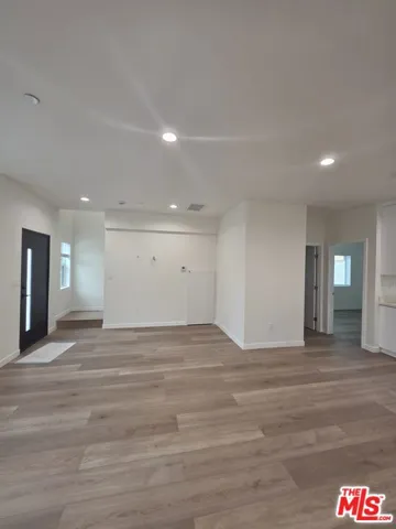 6746 Ben Avenue, North Hollywood, California 91606