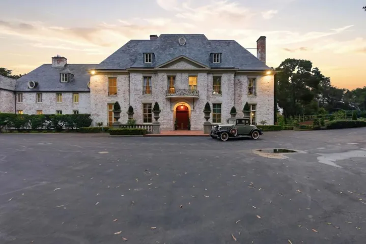 1200 Armsby Drive, Hillsborough, California 94010