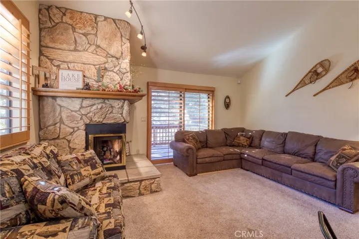 771 Tulip Drive, Green Valley Lake, California 92341