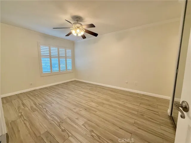 19230 Hamlin, Reseda, California 91335
