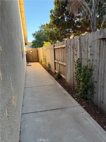 3888 Les Maisons, Santa Maria, California 93455