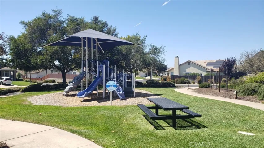 3888 Les Maisons, Santa Maria, California 93455