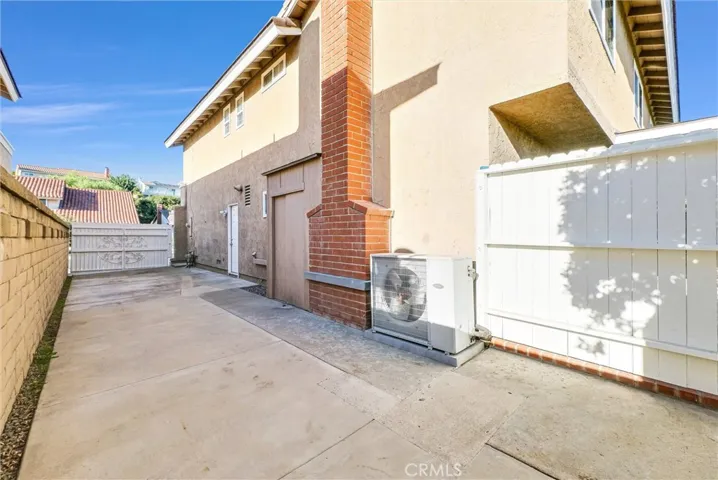 Large side yard featuring dedicated RV parking space.