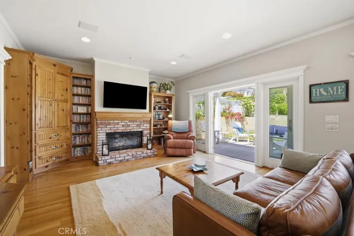 1311 21st, Manhattan Beach, California 90266
