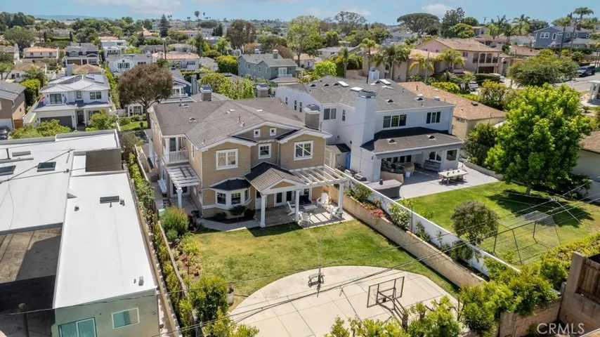 1311 21st, Manhattan Beach, California 90266