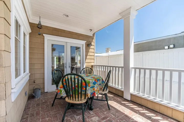 1311 21st, Manhattan Beach, California 90266