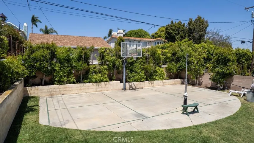 1311 21st, Manhattan Beach, California 90266