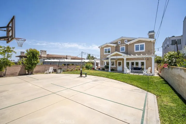 1311 21st, Manhattan Beach, California 90266