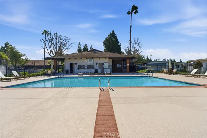 Community pool