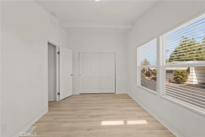 Front bedroom 2
