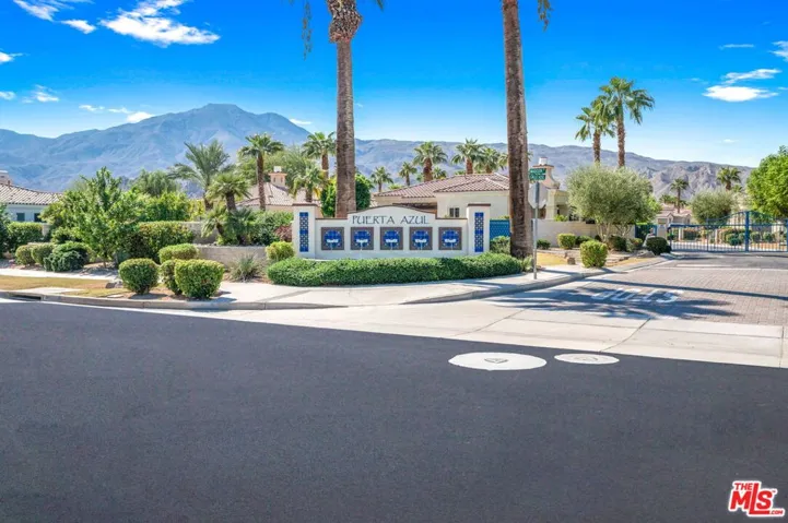 80836 Calle Azul, La Quinta, California 92253