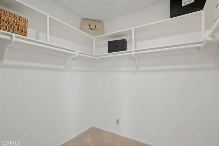 Walk-in closet