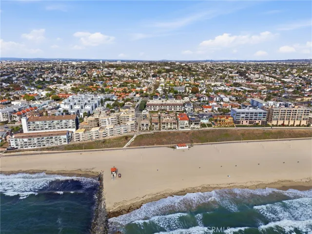 700 Esplanade 32, Redondo Beach, California 90277
