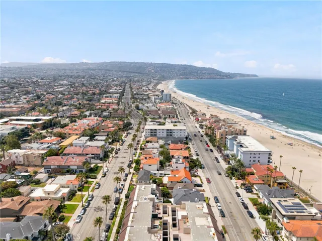 Aerial of Catalina Avenue and Esplanade